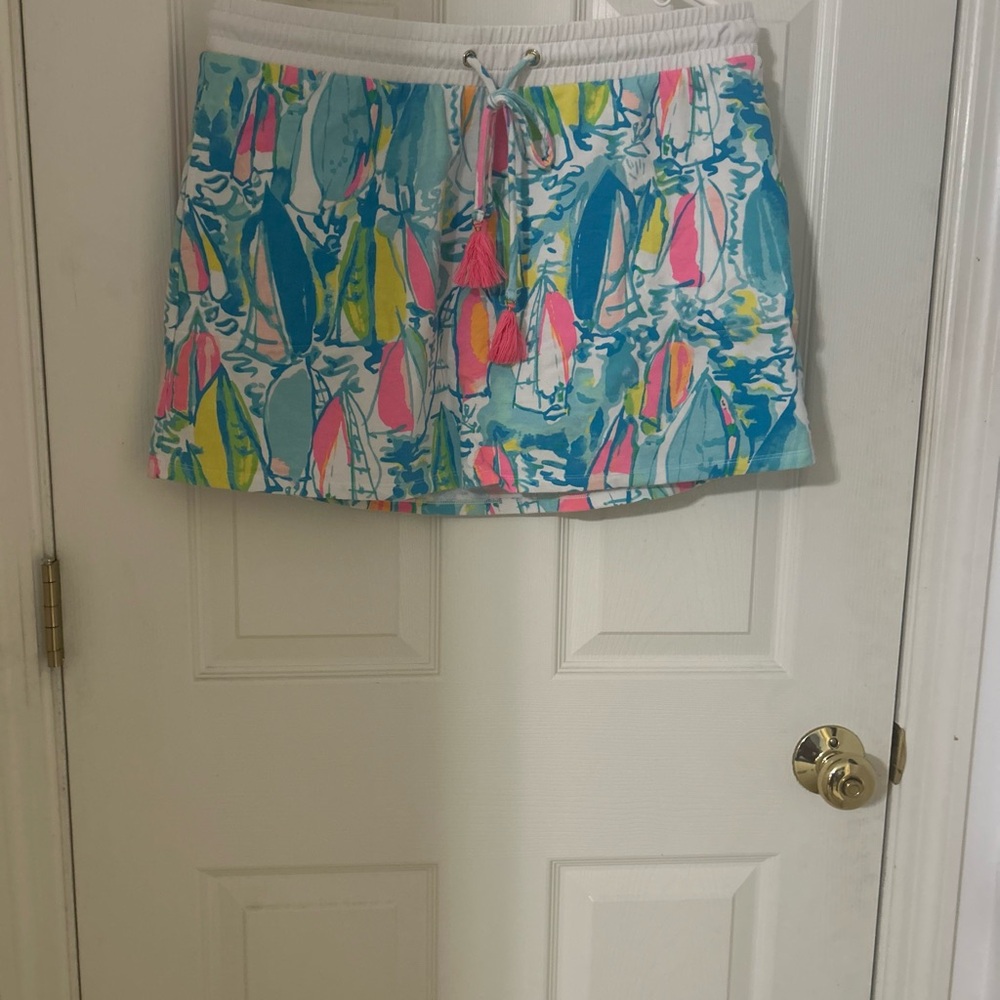 Lilly Pulitzer White Skirt with Pink and Blue Accents